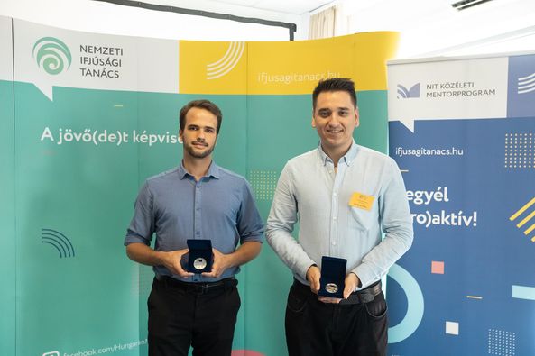 Közéleti Mentor Program