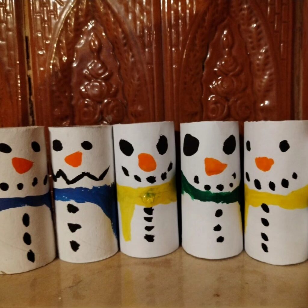 3. Adventi Kreatív Hét: Wc papír gurigából készült hóember dísz!