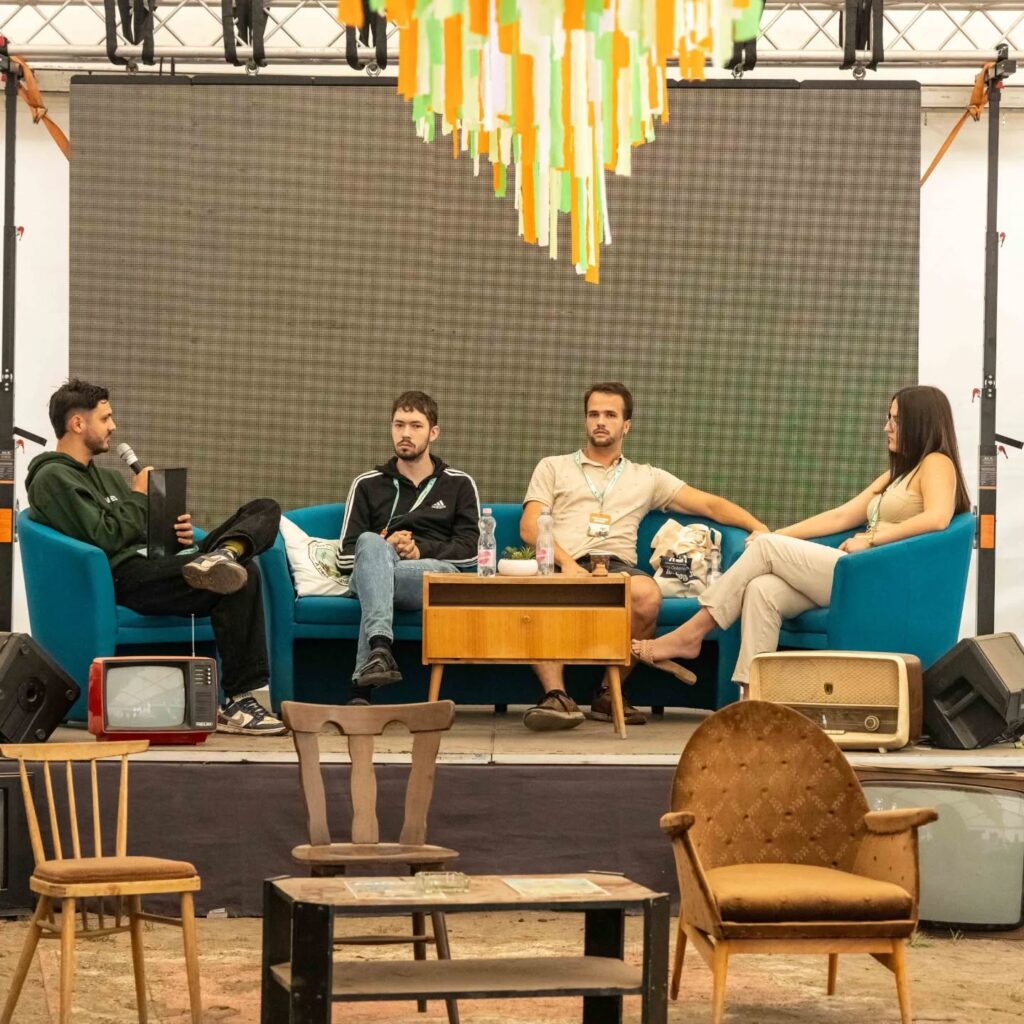 Ha nyár vége, akkor Fenyves Szabadegyetem!